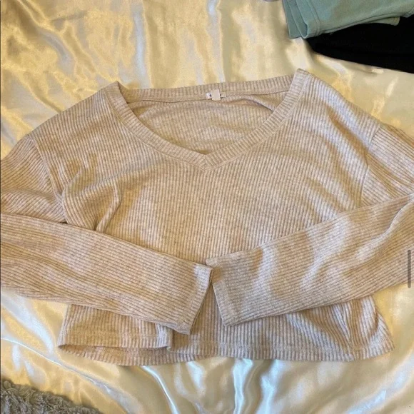 knit top - Picture 2 of 2